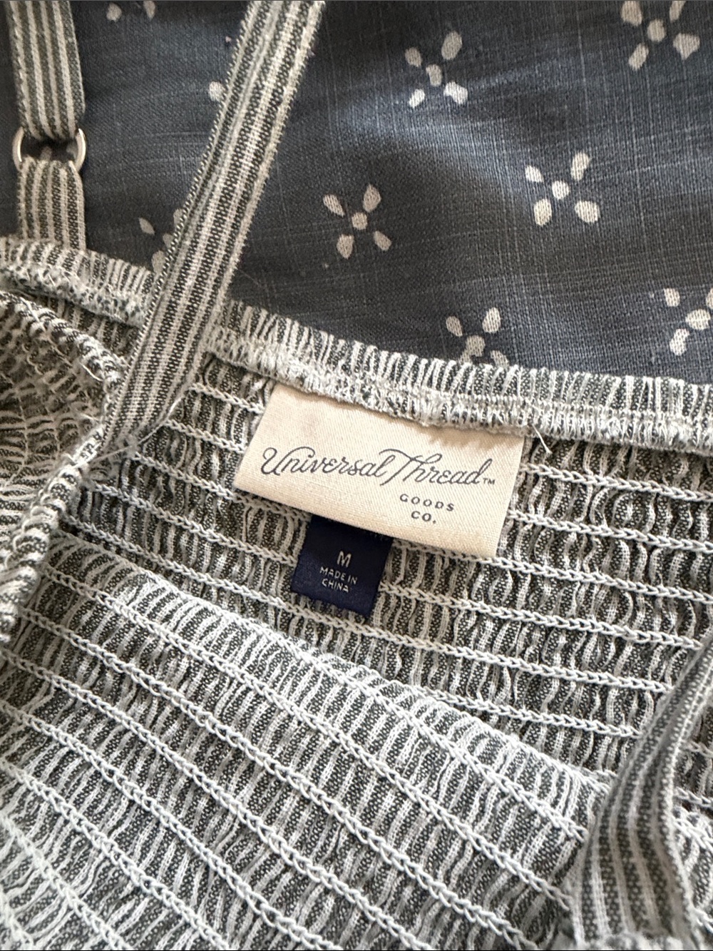 Universal Thread Linen Romper - Picture 3 of 3
